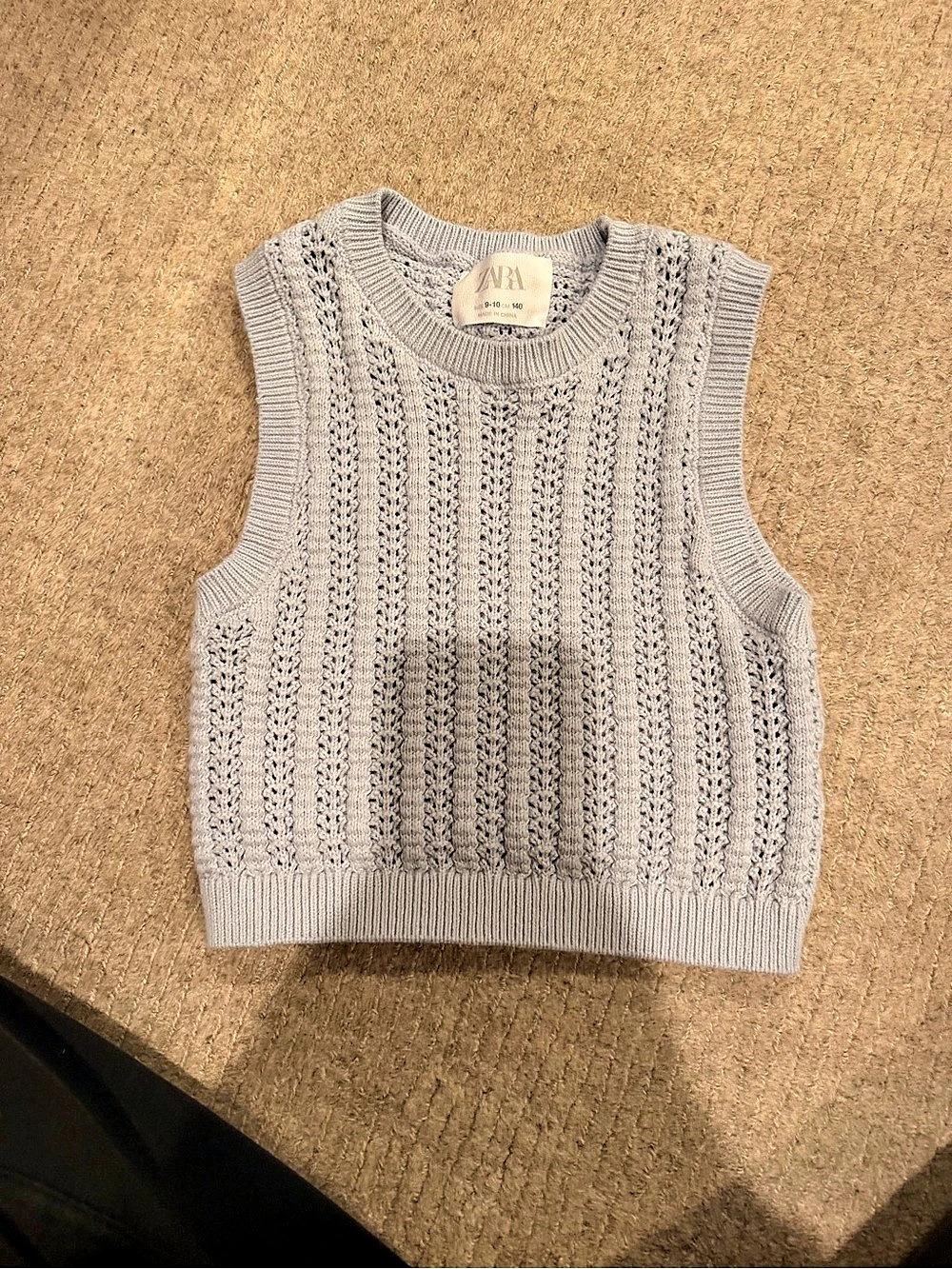 Zara Gray Knit Sweater Vest Size Small Like New